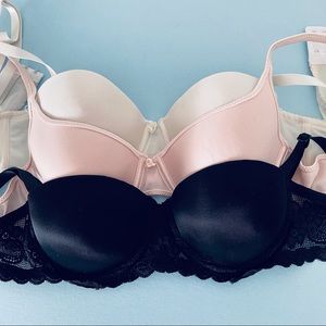 Set of three push-up bras Size 34C